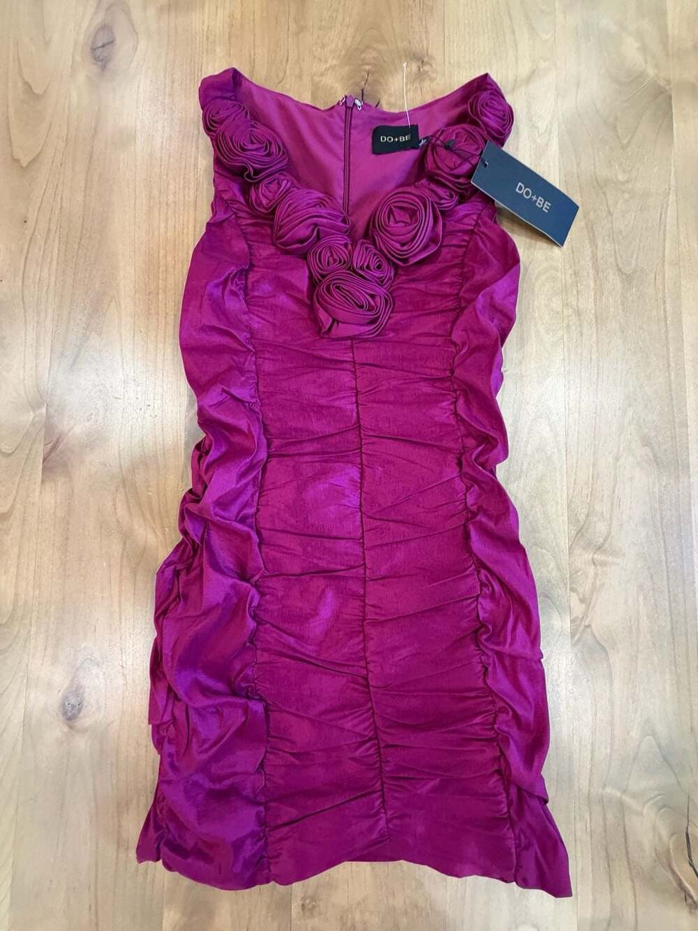 Do+Be Dress Size L Pink Ruched Rose Applique Mini NWT